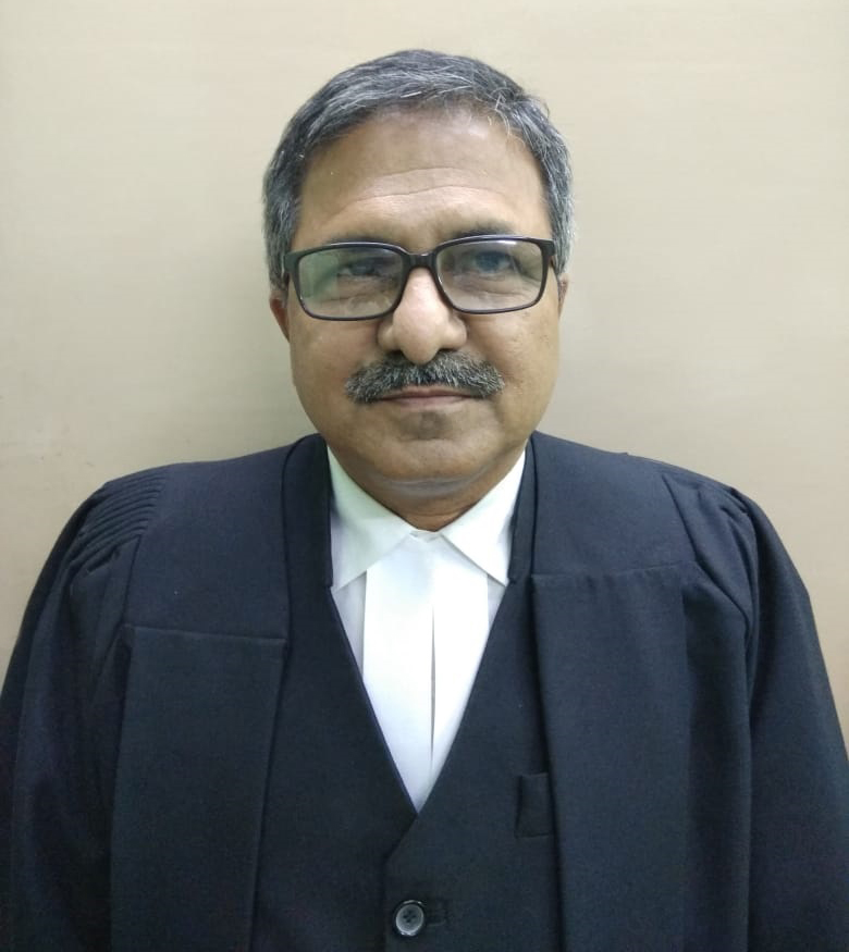Advocate Suchit Palande  Lawyer